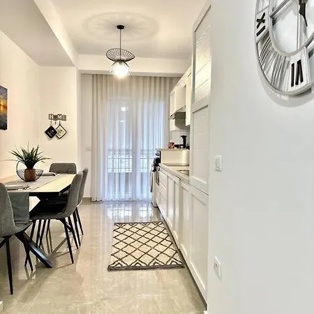 Be Apartments, Skanderbeg Apartment