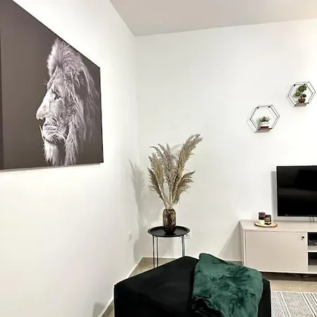 Apartment Be Apartments, Skanderbeg